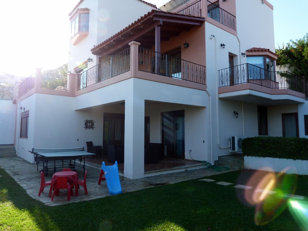 Villa Amalia كاليفيس الغرفة الصورة
